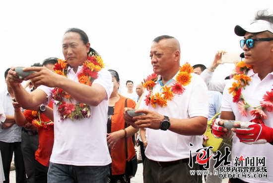 翟墨領(lǐng)航“秦皇島號”重走海上絲綢之啟航（圖）