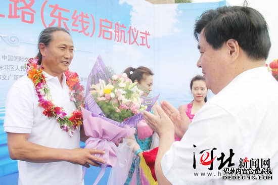 翟墨領(lǐng)航“秦皇島號”重走海上絲綢之啟航（圖）