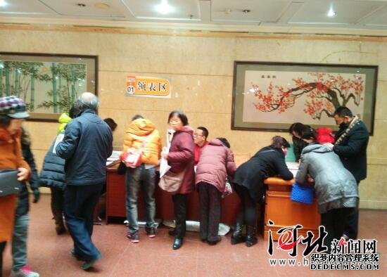 河北老年大學(xué)“一座難求” 報名之后還要搖號 河北老年大學(xué)“一座難求” 報名之后還要搖號